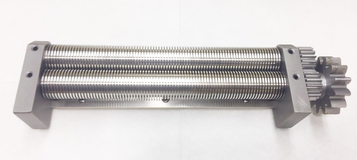 製麺機 | 業務用ミキサー、製麺機を中心に総合厨房機器を製造・販売  